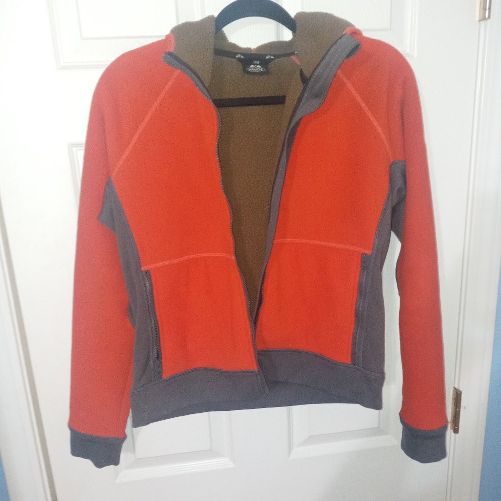 Vaude brand jacket